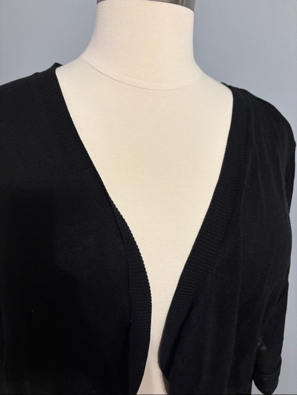 Avenue Black Short Open-Front Bolero Shrug - Picture 3 of 7